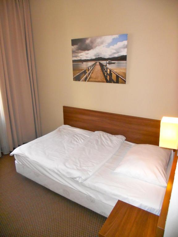 Hotel Srodmiejski Grünberg Zimmer foto
